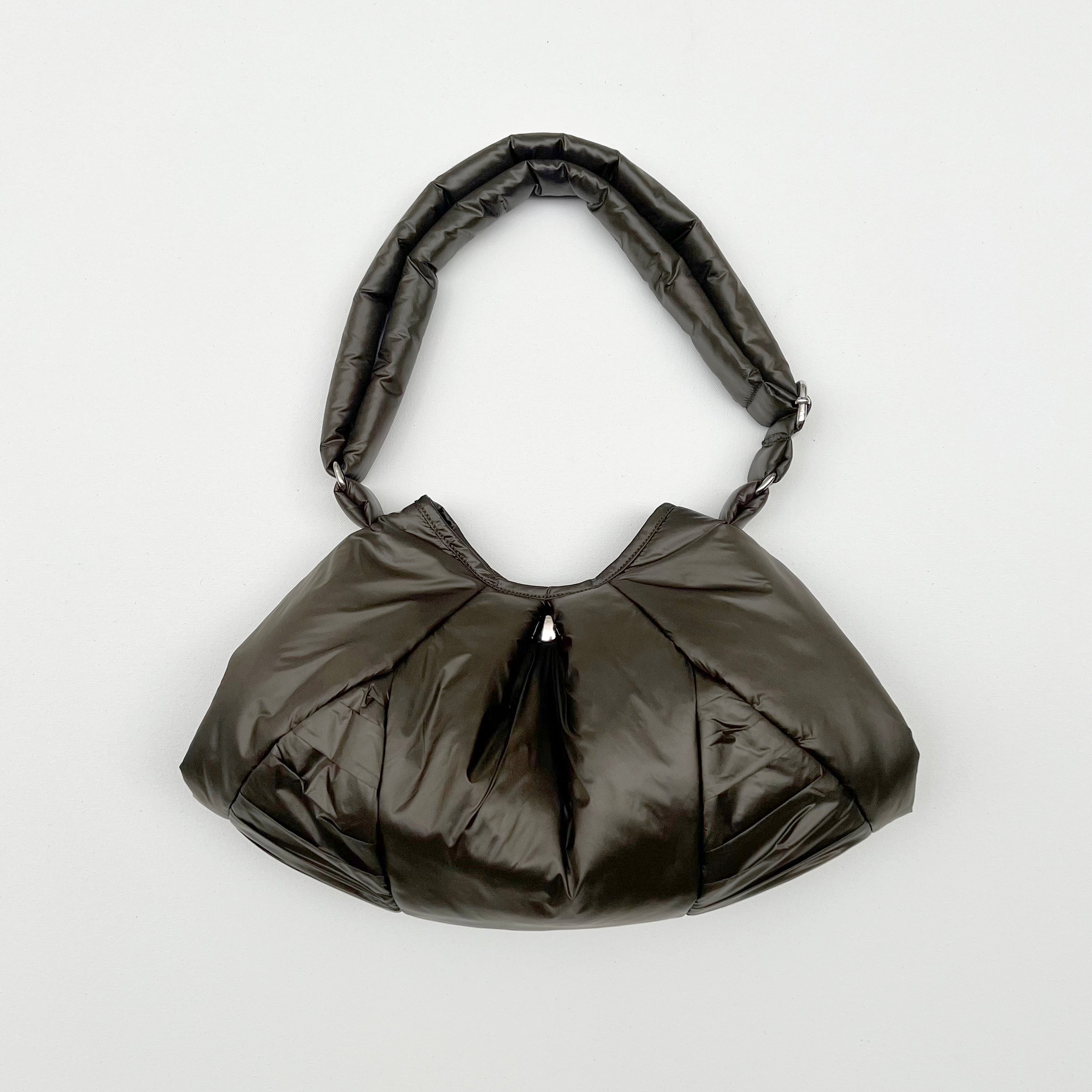 Dumpling Bag Shiny Green